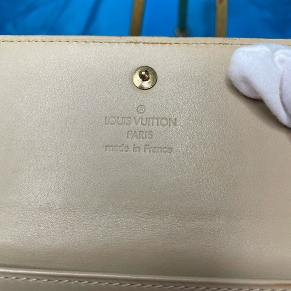 Louis Vuitton Carte de Visite Amber Red Vernis Trifold Women's Wallet EUC - Picture 6 of 13